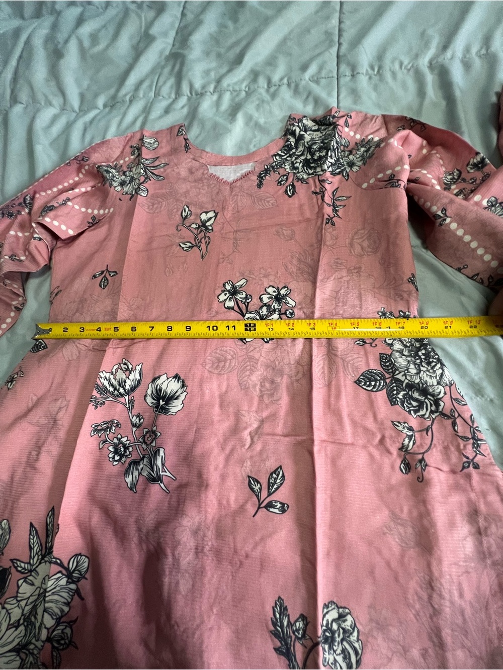 Pink Floral Embroidered Tunic with Matching Scarf - Picture 2 of 4